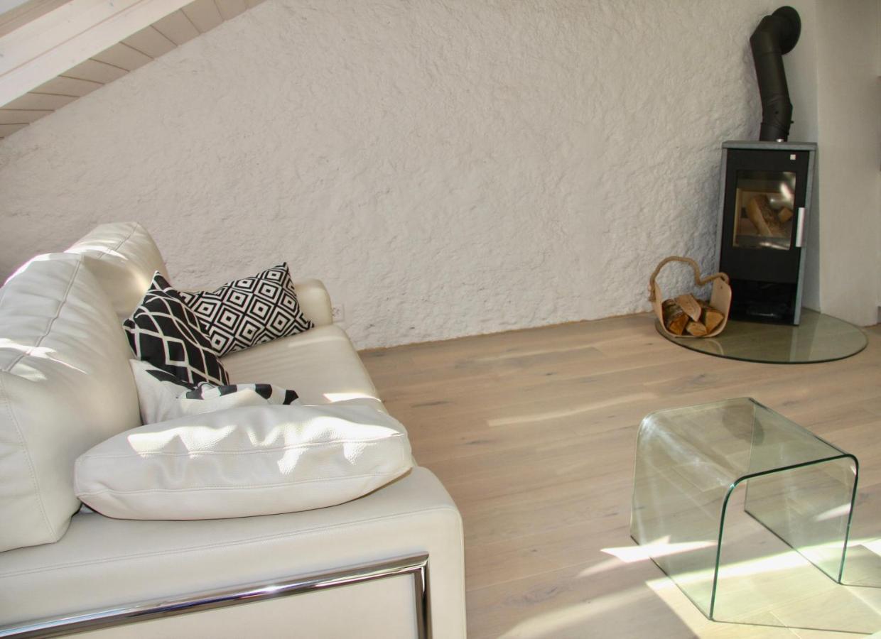 Duplex Allegro ลาเนอเวอวีลล์ ภายนอก รูปภาพ